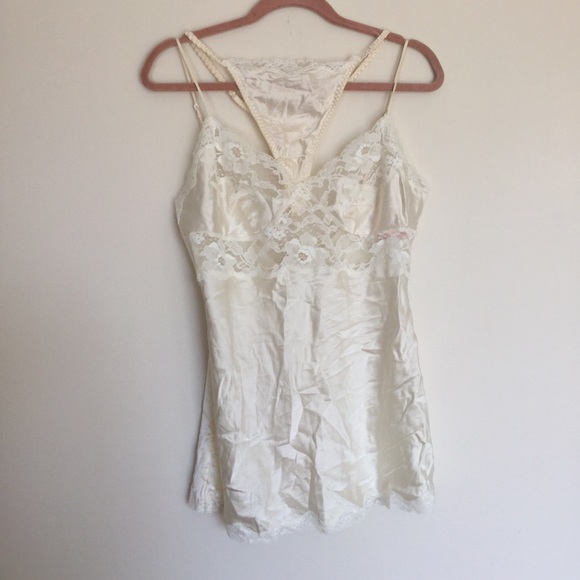 Vintage Silk Victoria's Secret White Nightie - Picture 2 of 9